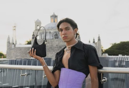 Mind-Blowing Phygital Fashion Trends Transforming Style 2025